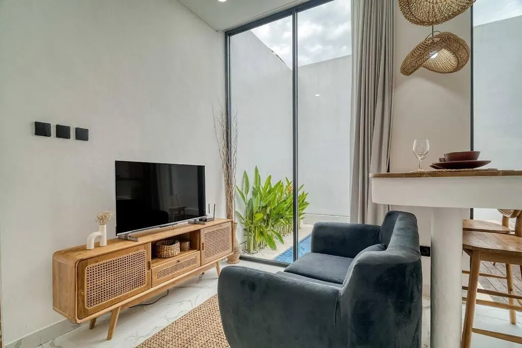 Villa Ladybird 1Br Brand New Villa In Kerobokan Indonesia