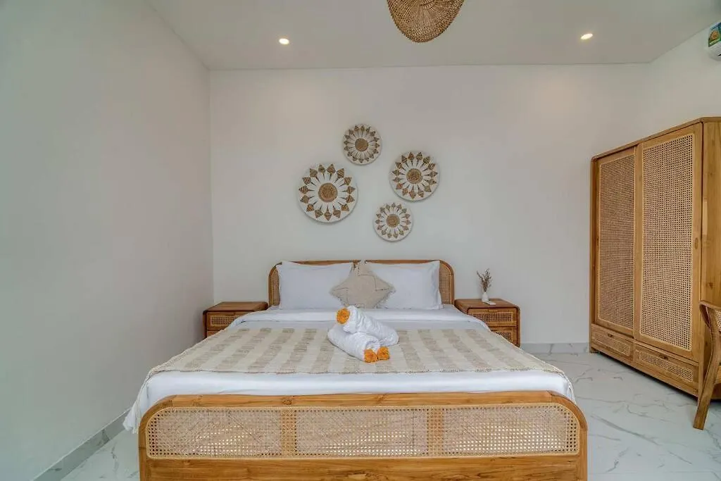Villa Ladybird 1Br Brand New Villa In Kerobokan